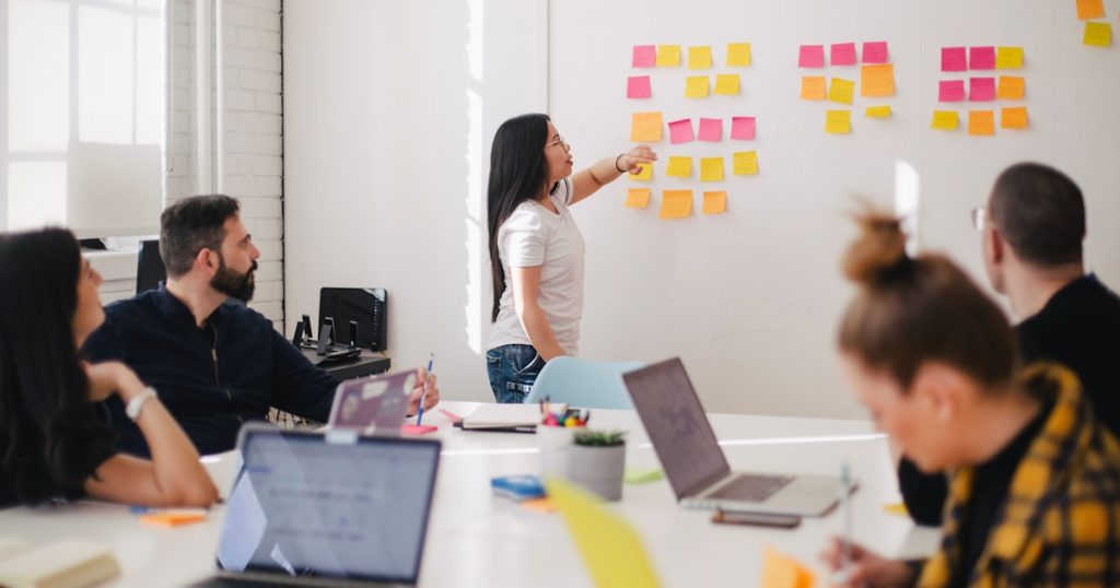 Marketing de Contenidos 2026 - Guía Definitiva para Crear Contenido que Convierte